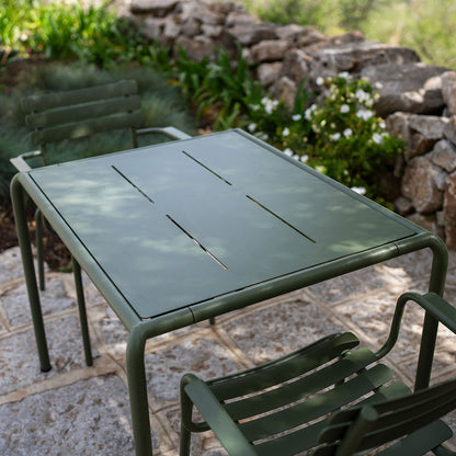 Avanti Outdoor Table - 33 x 38