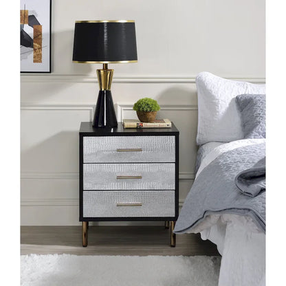 3-Drawer Solid Wood Bachelors Chest, Storage Cabinet with Solid Wood Handle for Bedroom, Living Room