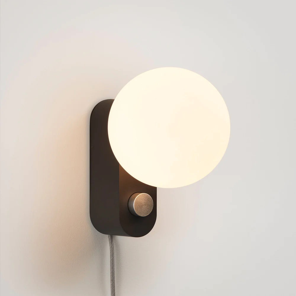 Alumina Table Lamp