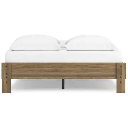 Signature Design by Ashley Deanlow Honey Platform Bed