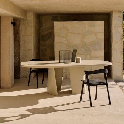 Canyon Outdoor Dining Table