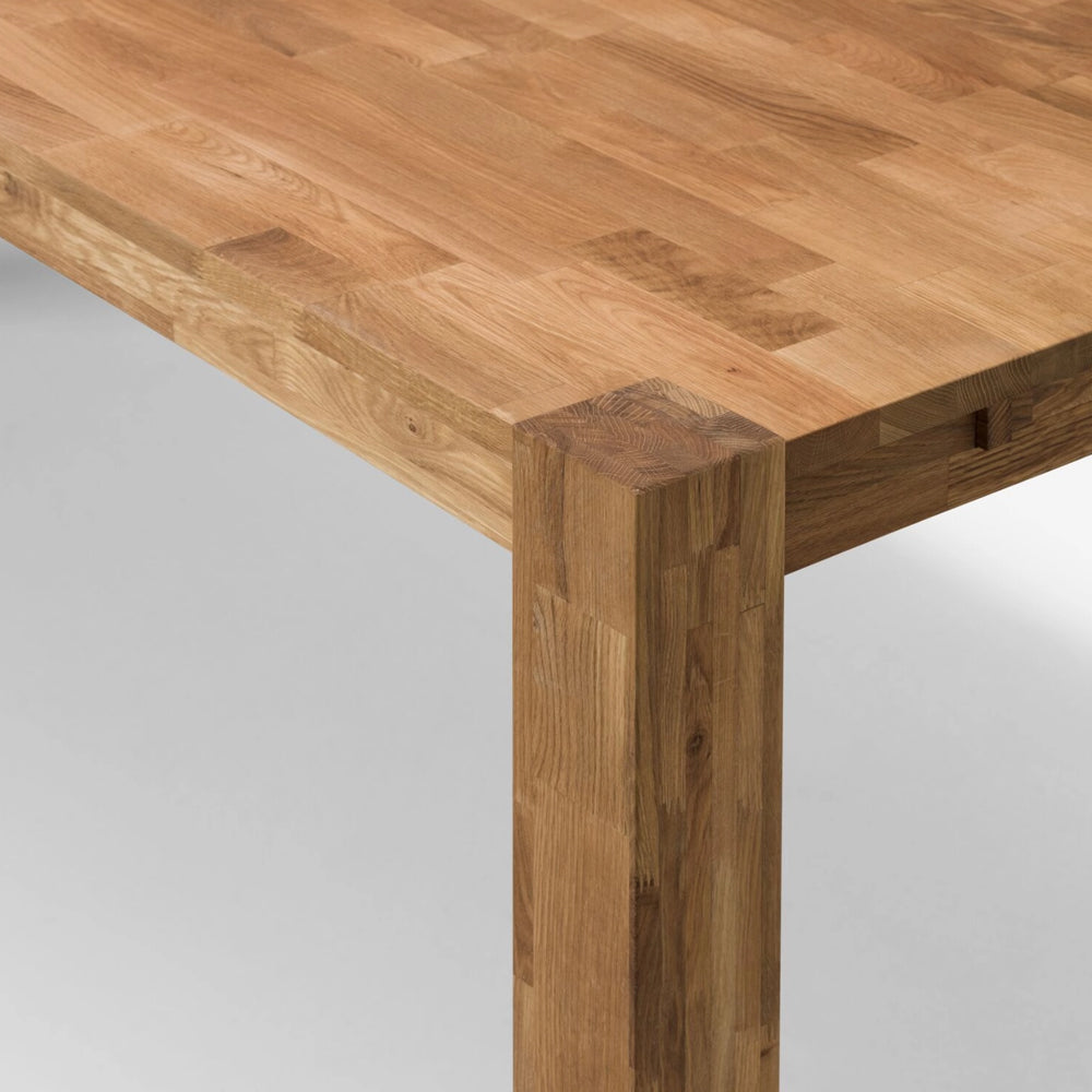 Harvest Dining Table - Oak
